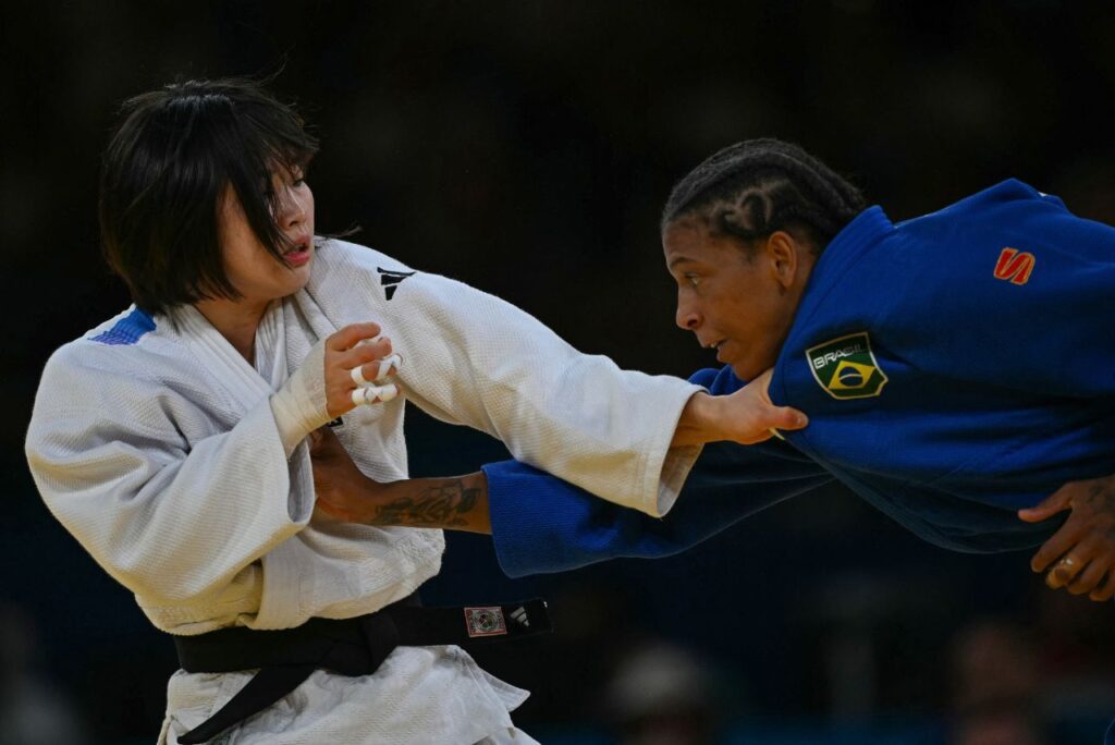 Rafaela Silva caiu na disputa do bronze em Paris 2024 (Foto: Luis Robayo/AFP)