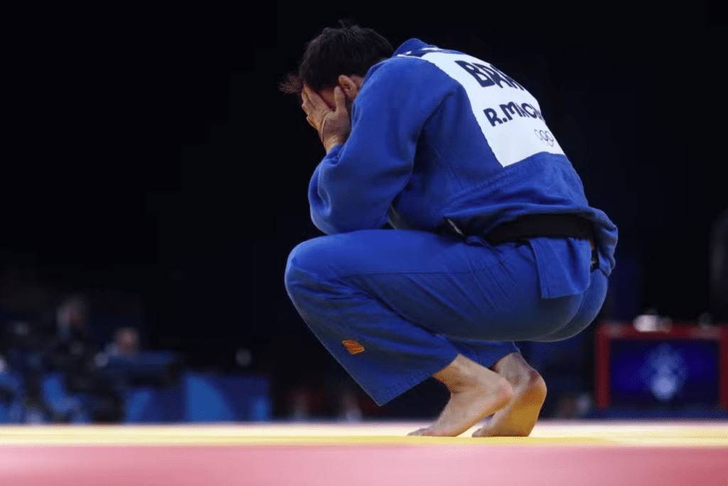 Rafael Macedo é desclassificado e perde a disputa do bronze em Paris