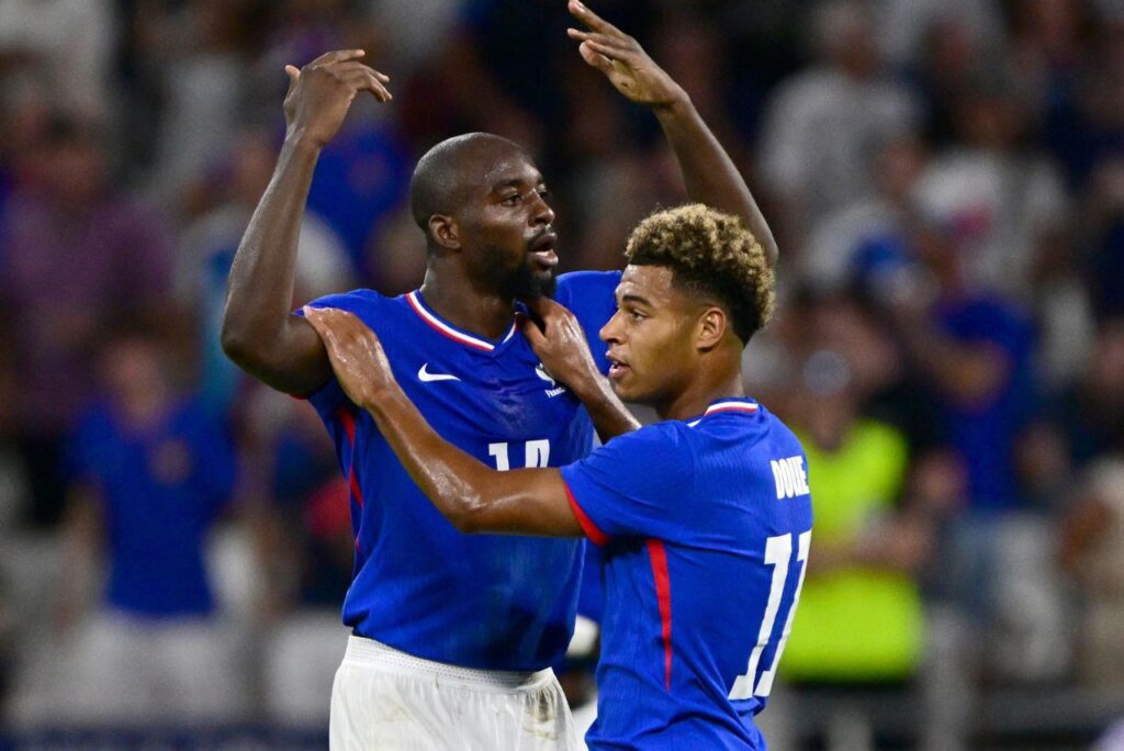 Mateta comemora gol da França contra o Egito (Foto: Olivier Chassignole/AFP)