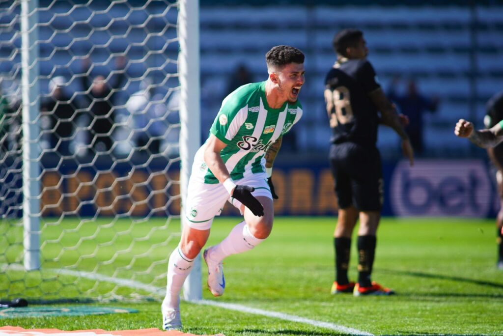 Juventude venceu o Botafogo pelo Brasileirão (Foto: Fernando Alves/ECJ)