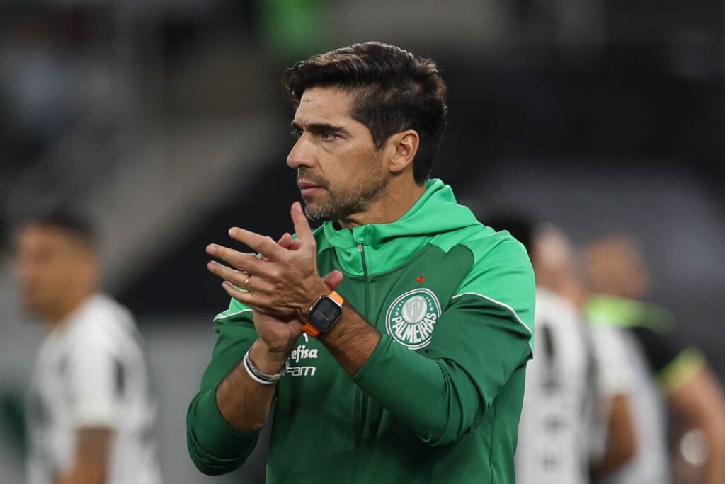 Abel Ferreira durante derrota para o Botafogo