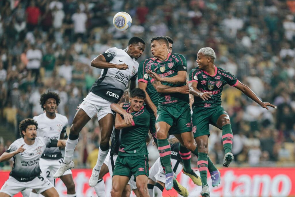 Fluminense e Corinthians empataram