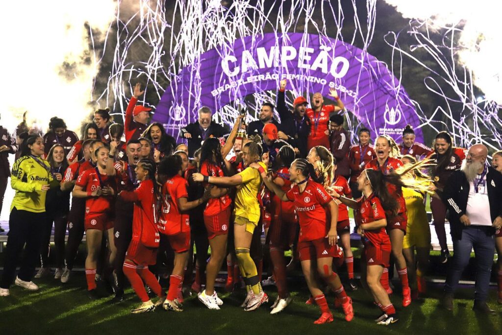 Internacional faturou segundo título do Brasileirão Feminino Sub-17 (Foto: Staff Images/CBF)