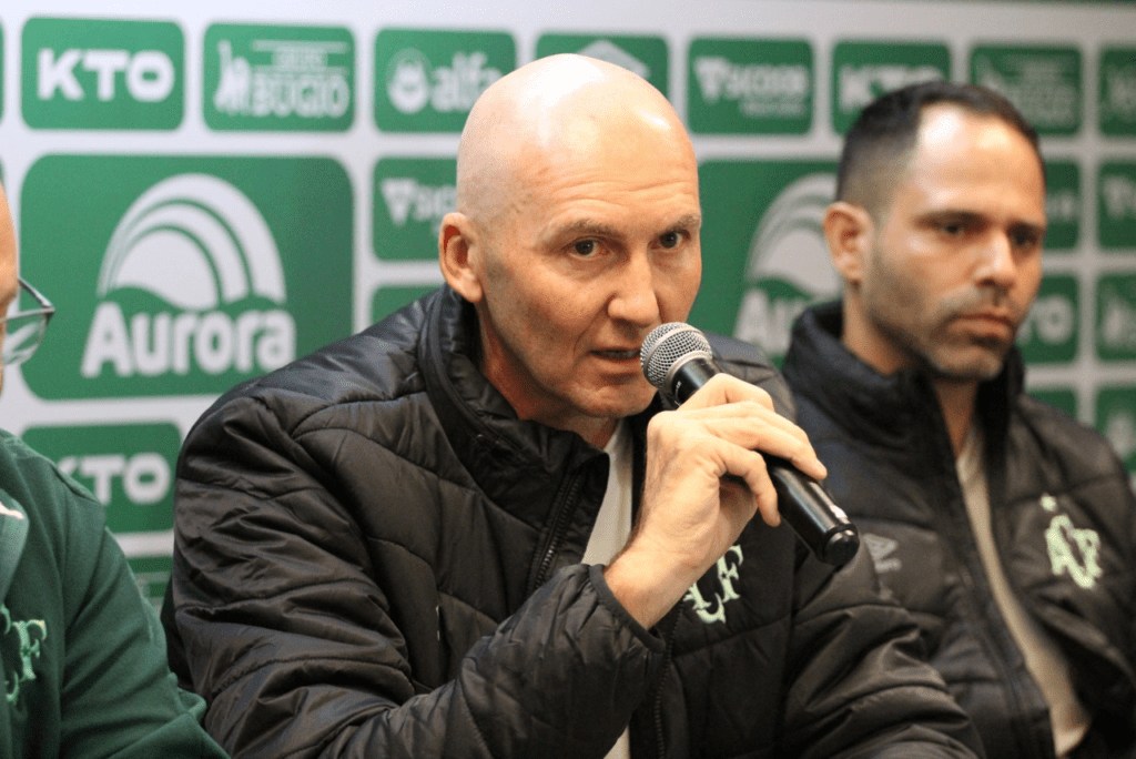 Gilmar Dal Pozzo, técnico da Chapecoense para a reta final da Série B