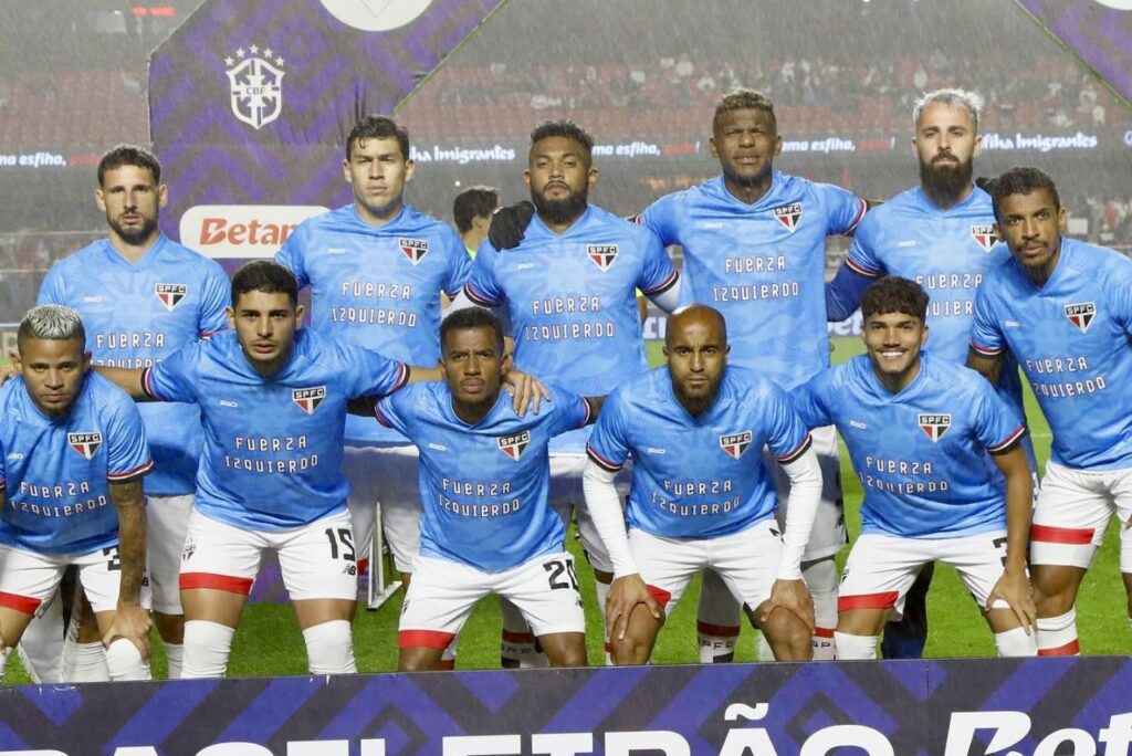 Homenagem do São Paulo ao jogador Izquierdo (Foto: Reprodução)