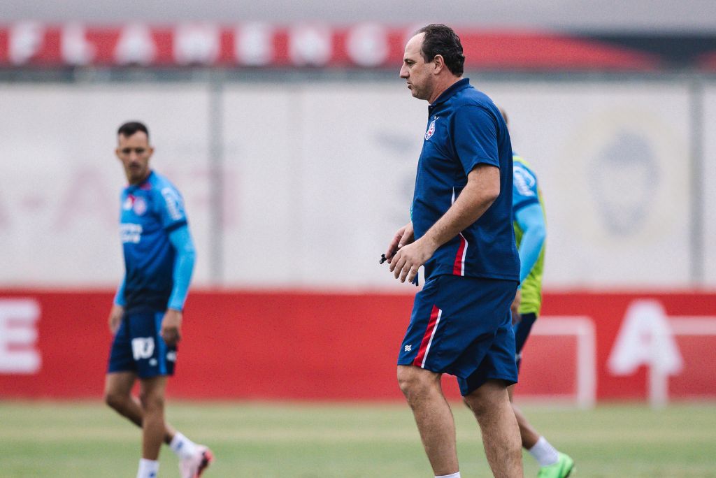 Rogério Ceni em treino do Bahia no CT do Flamengo