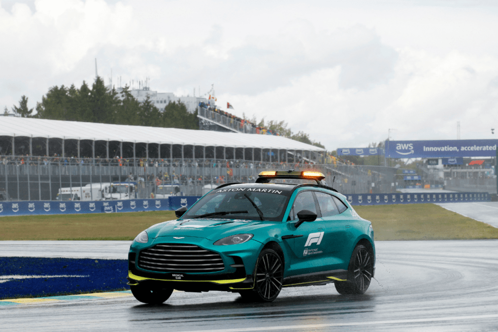 Safety Car é cedido pelas montadoras Aston Martin e Mercedes