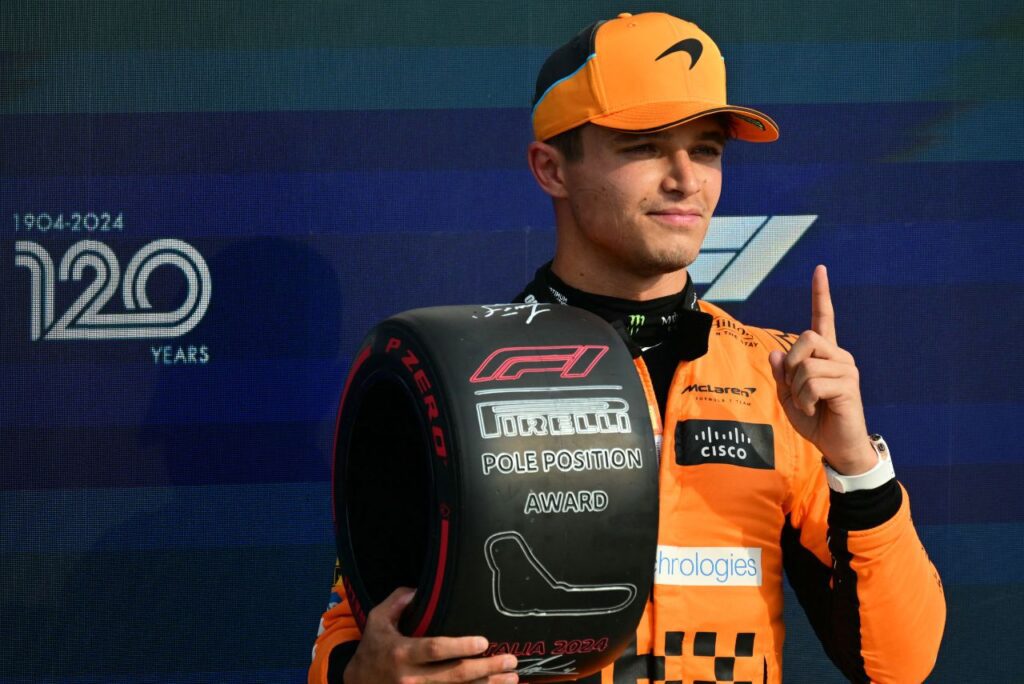 Lando Norris comemora pole