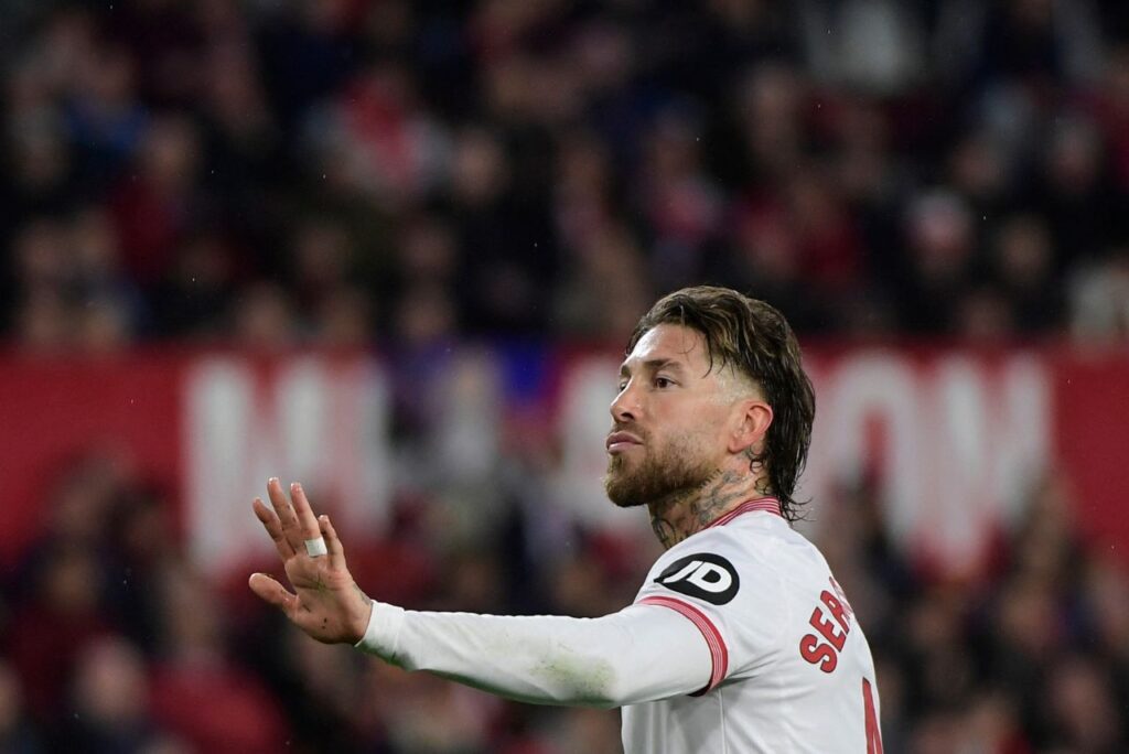 Sergio Ramos é um dos jogadores famosos livres no mercado