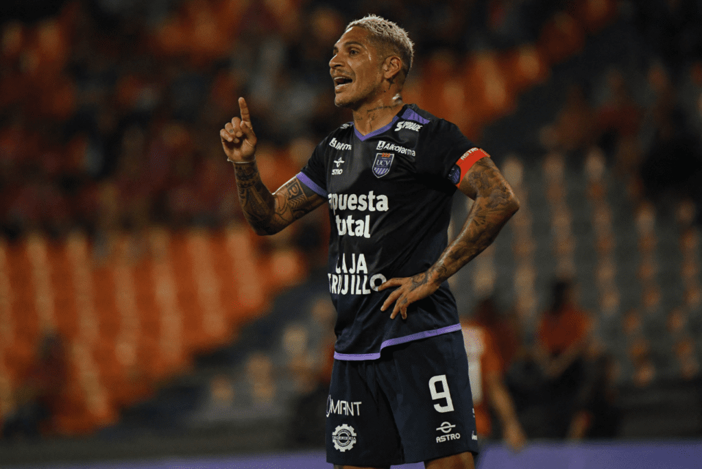 Paolo Guerrero voltará ao Alianza Lima após 22 anos