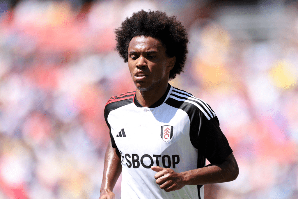 De saída do Fulham, Willian acerta com o Olympiacos