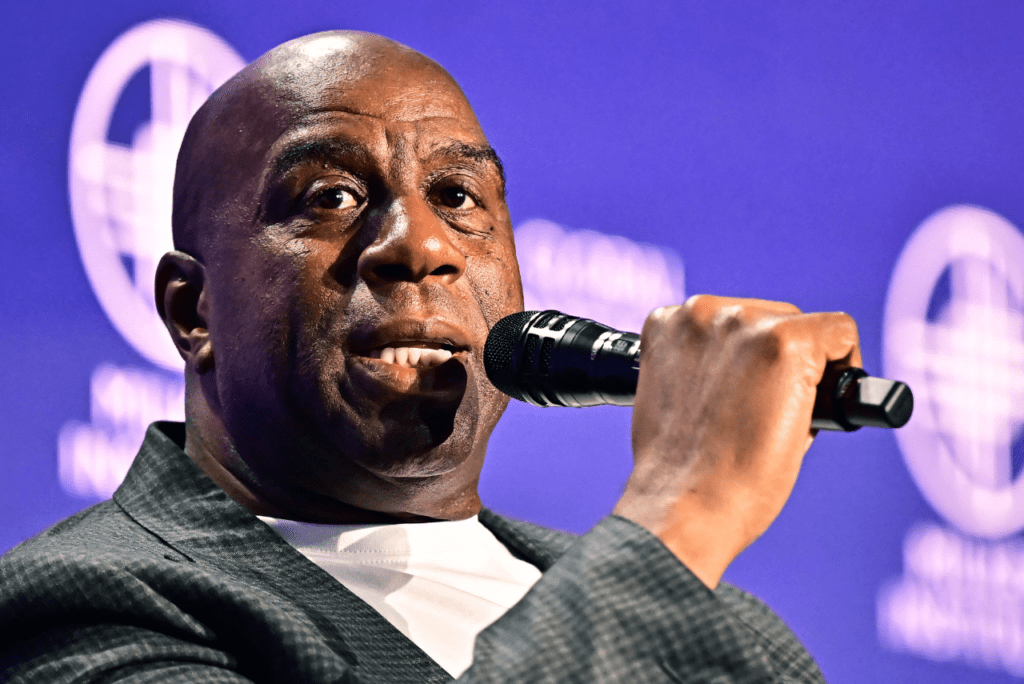 Magic Johnson se tornou um investidor de sucesso no mundo dos esportes