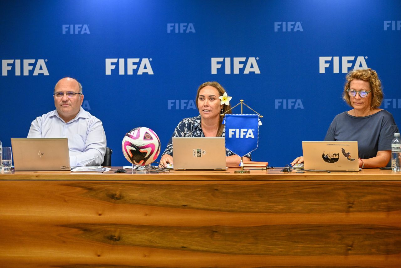 Representantes da FIFA em reunião com a CBF (Foto: Reprodução)