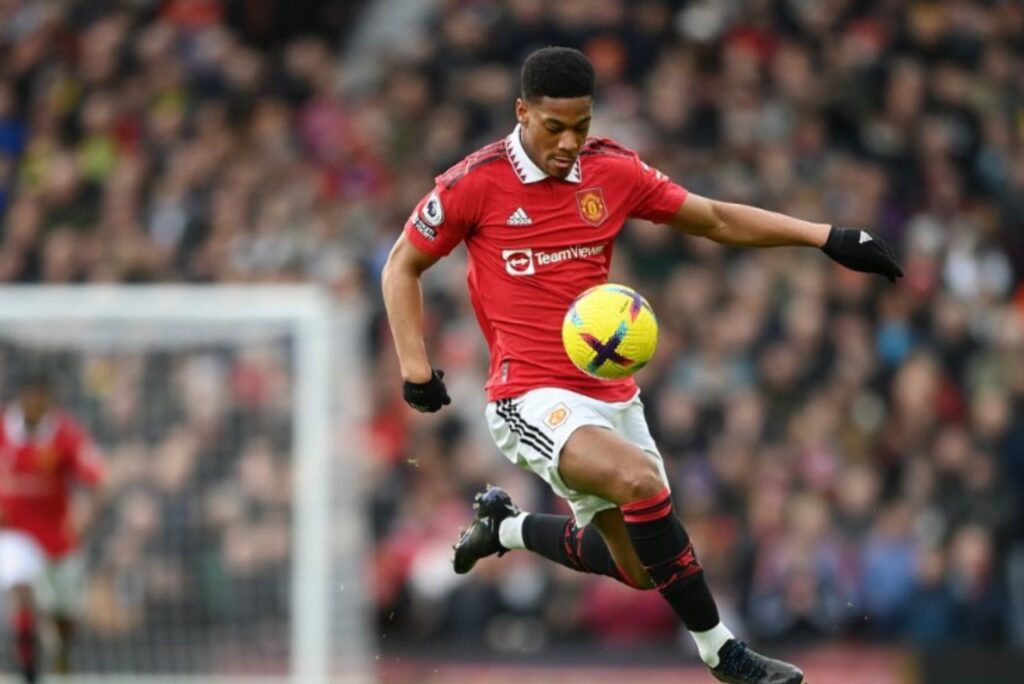 Martial em campo pelo Manchester United