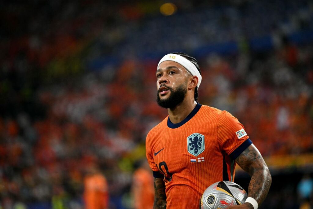 Depay em campo na Eurocopa