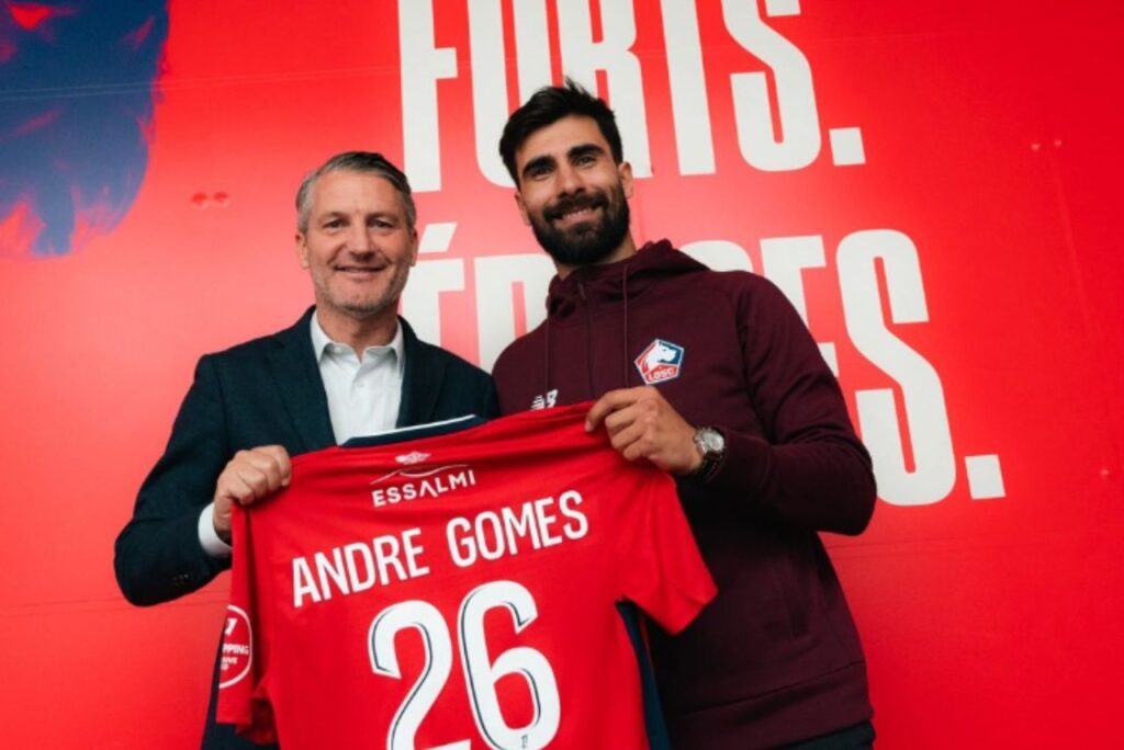 André Gomes com a camisa do Lille