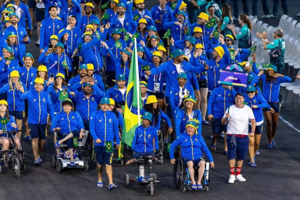 Delegação paralímpica brasileira em Paris 2024 (Foto: CPB/Divulgação)