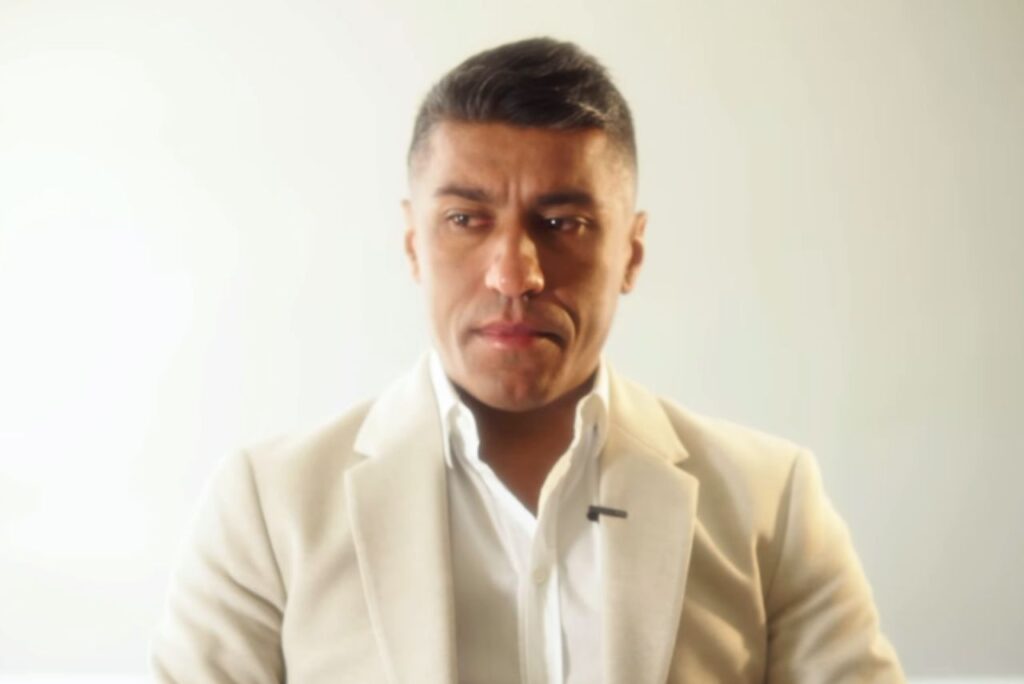 Paulinho anunciou aposentadoria como jogador (Foto: Reprodução)