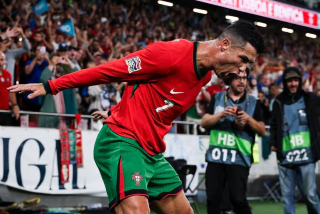 Cristiano Ronaldo celebrando o gol de Portugal, o seu 901. Foto: Reprodução/Facebook