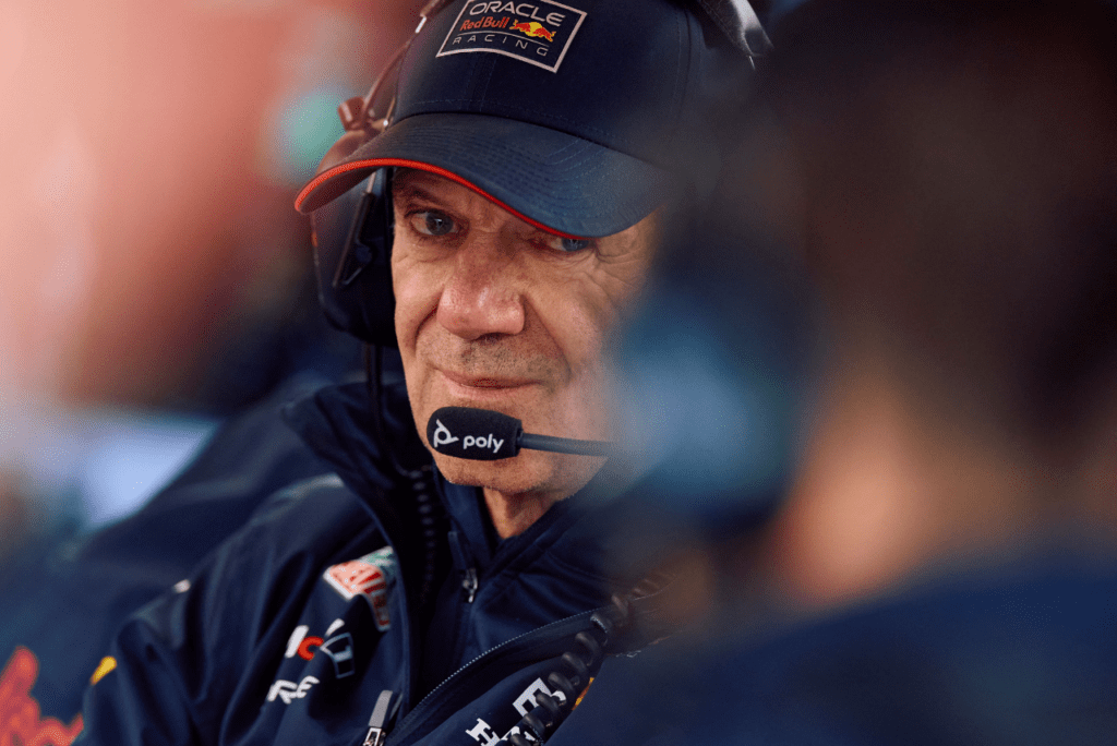 Adrian Newey deixa a RBR e acerta com a Aston Martin para 2025