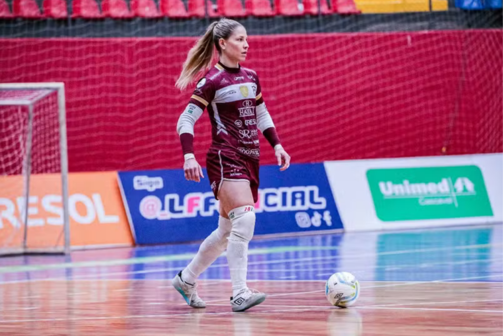 Bianca Castagnaro foi eleita pelo segundo ano seguido a melhor goleira de futsal do mundo