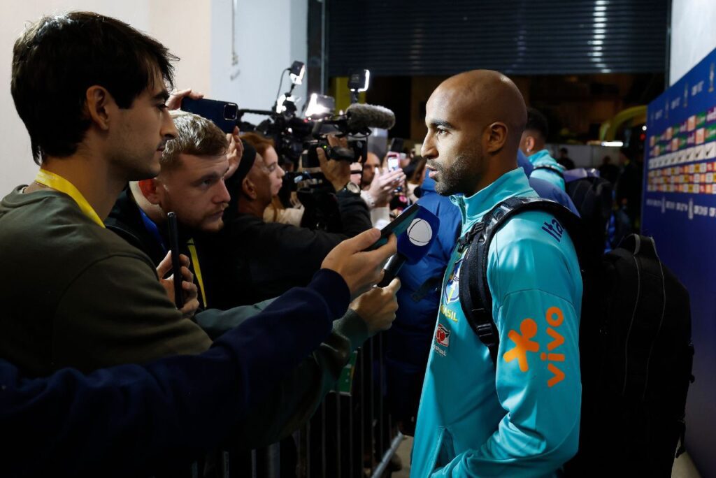 Lucas Moura após derrota do Brasil