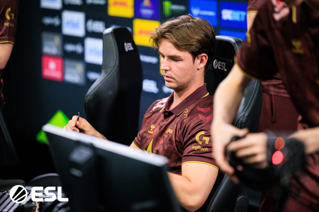 EPL S20: dev1ce diz estar &#8220;decepcionado&#8221; com desempenho