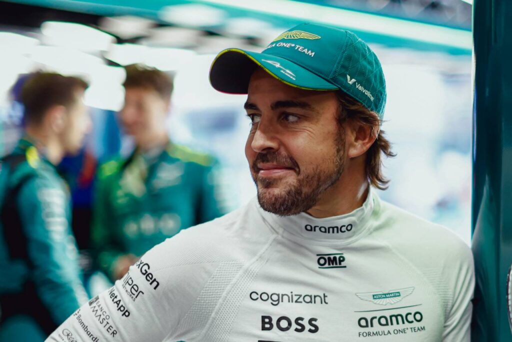 Fernando Alonso tem gerenciado a carreira do piloto brasileiro. Foto: Reprodução/Facebook