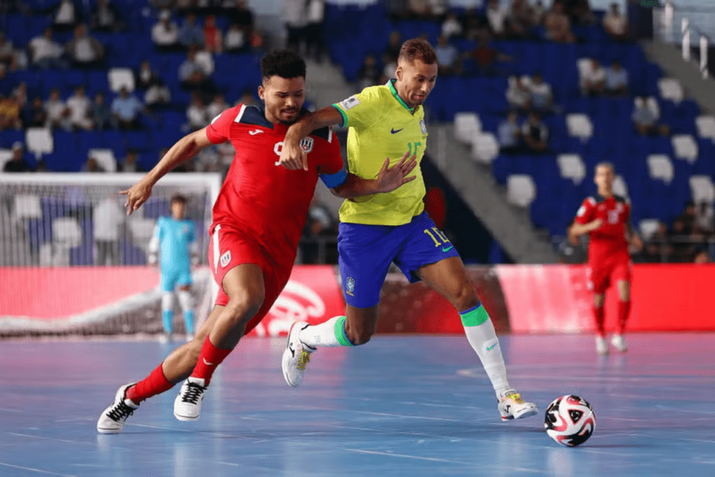 Pito na estreia do Brasil na Copa do Mundo de futsal