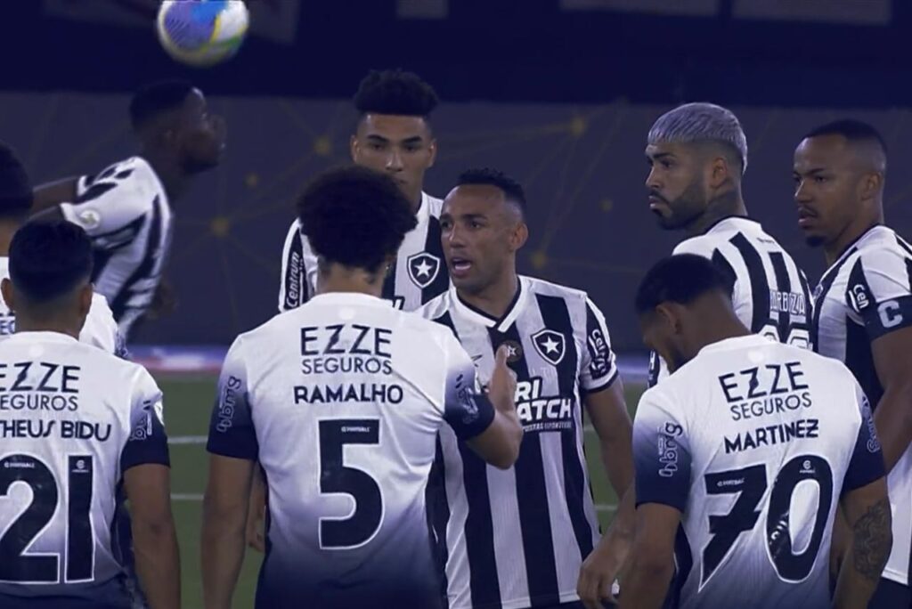 Jogadores de Botafogo e Corinthians antes da partida