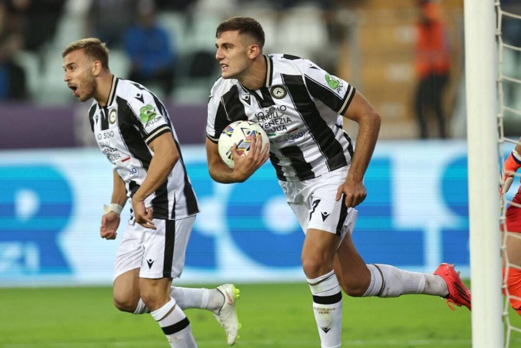 Udinese assumiu o primeiro lugar da competição com a vitória. Foto: Reprodução/Facebook