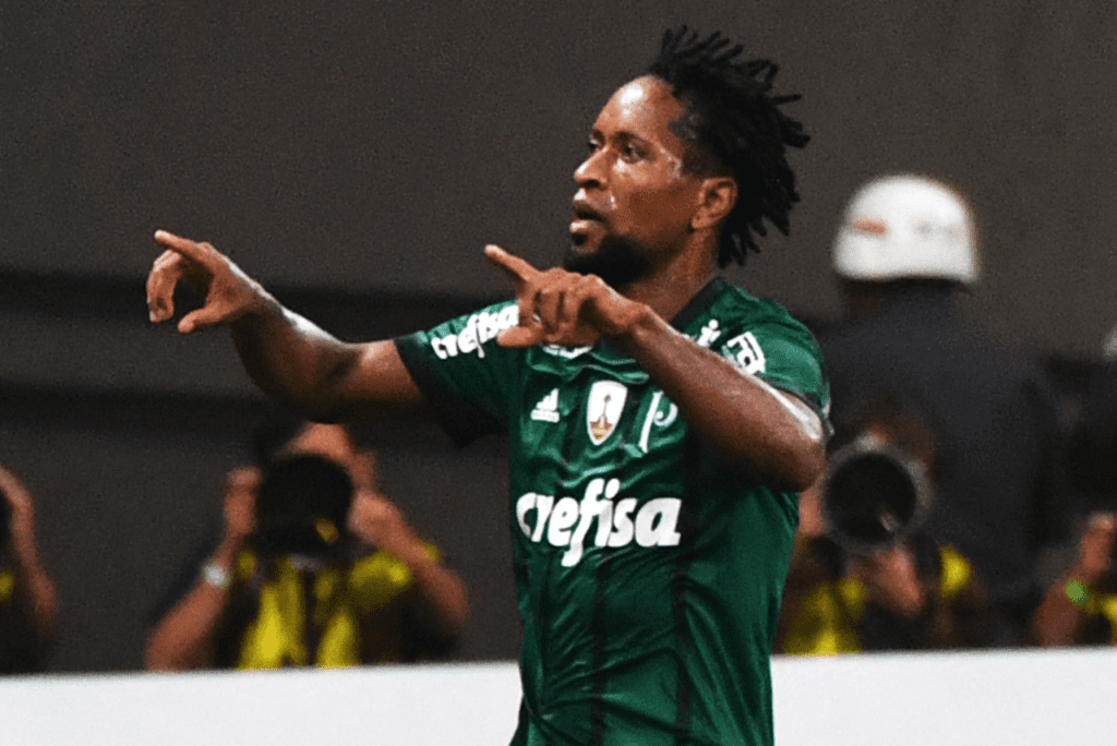 Ex-jogador, Zé Roberto pode se tornar dono de clube