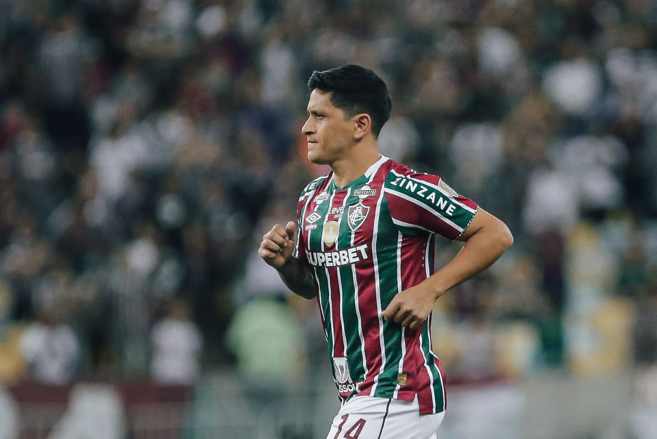 Cano em campo pelo Fluminense contra o Atlético-MG