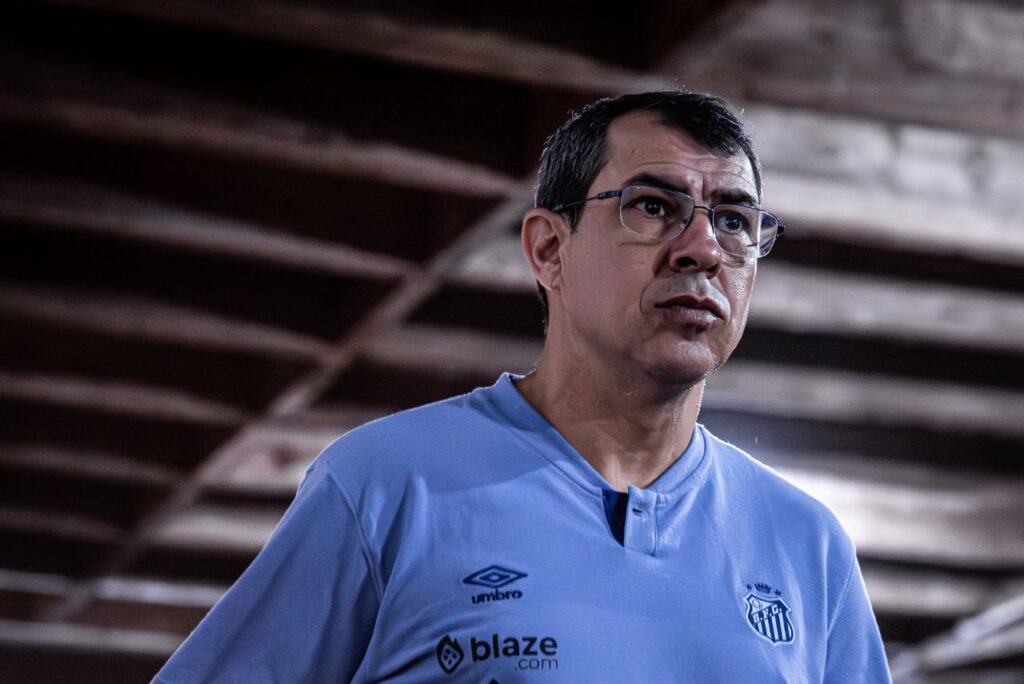 Fábio Carille, técnico do Santos