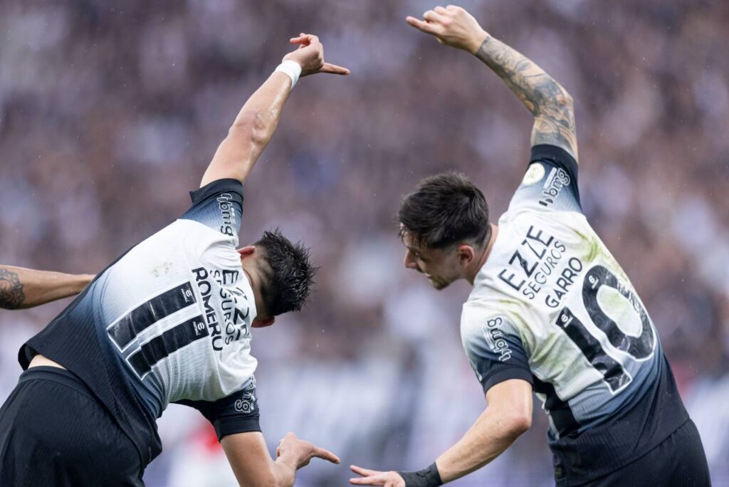 Romero e Garro foram os autores dos gols do jogo. Foto: Rodrigo Coca/Agência Corinthians