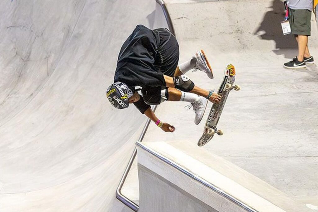 Augusto Akio levou o título no Mundial de Skate Park 2024 (Foto: Reprodução)