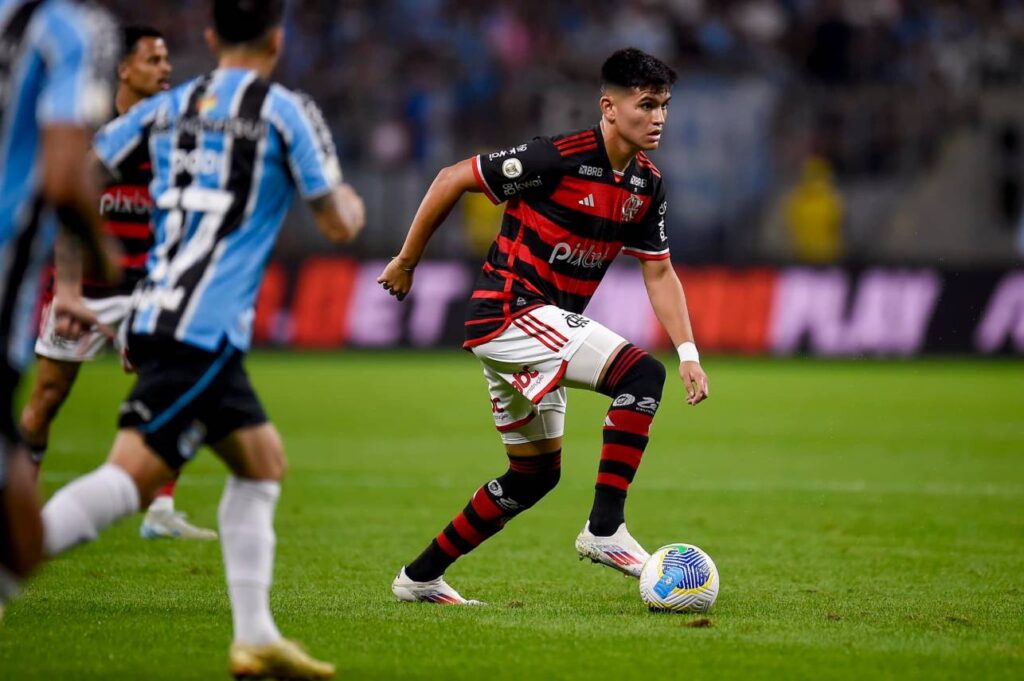 O Grêmio venceu o Flamengo e se afastou do Z-4. Foto: Reprodução/Facebook