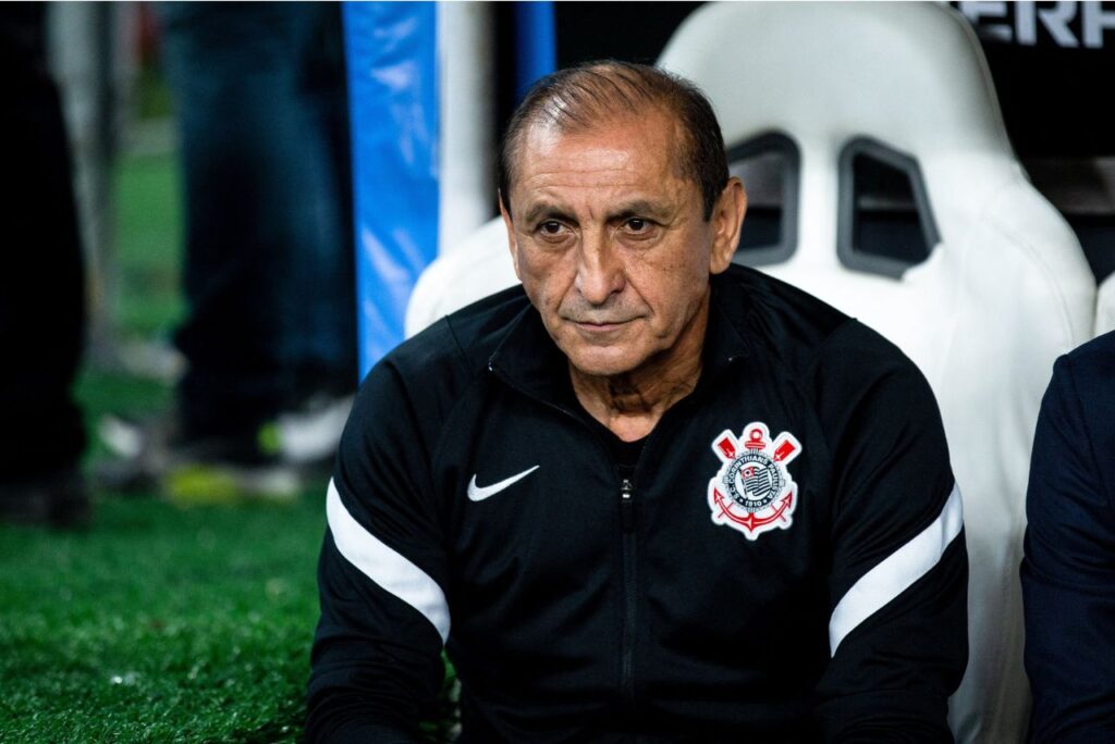 Ramón Díaz, técnico do Corinthians