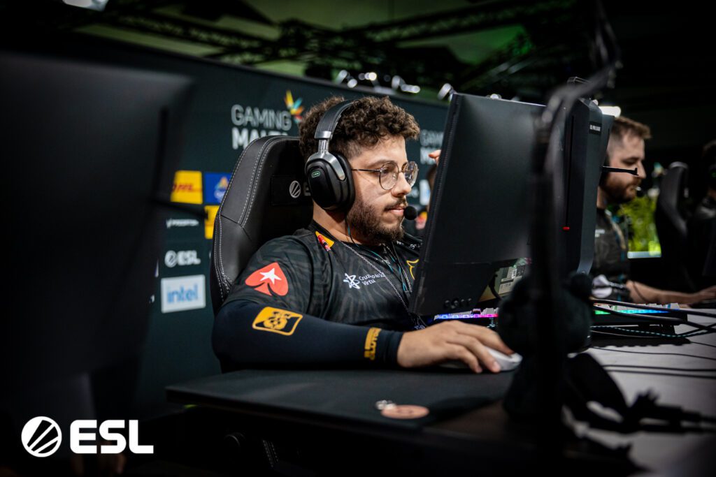 KSCERATO HLTV