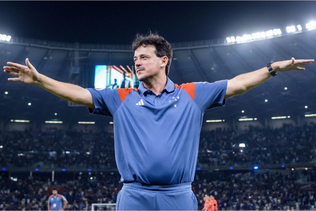 Fernando Diniz, técnico do Cruzeiro