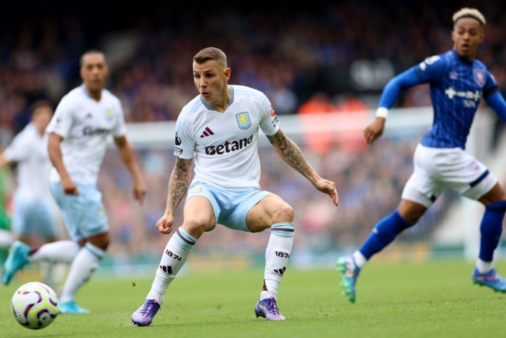 Aston Villa empata com o Ipswich Town