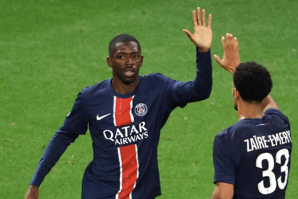 Dembélé em campo pelo PSG