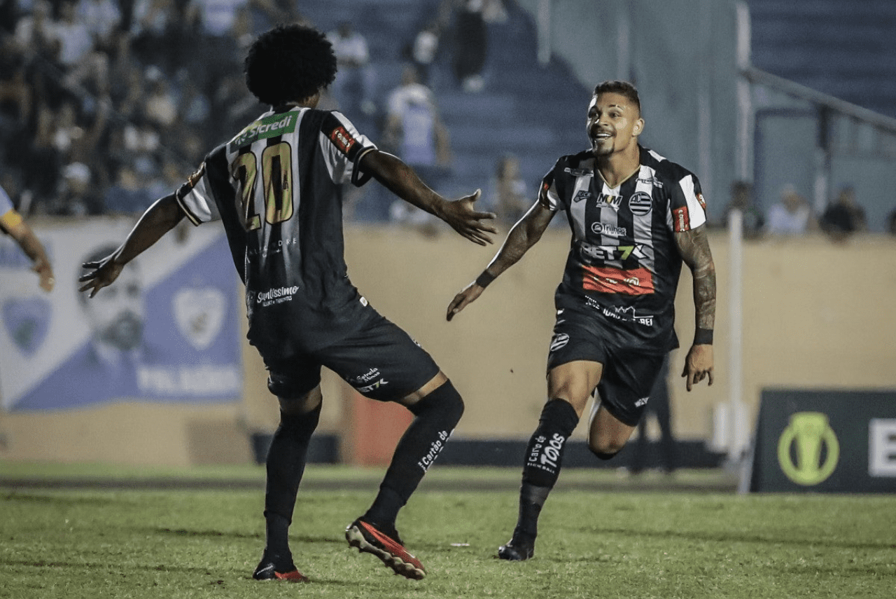 Líder do quadrangular B da Série C, Athletic é o favorito à final segundo site chance de gol