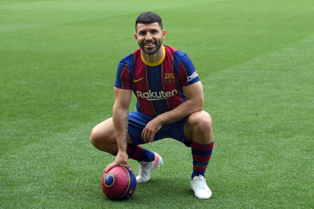 Agüero em sua apresentação no Barcelona