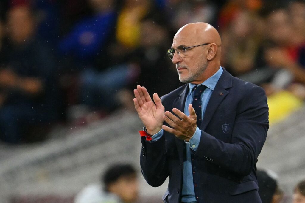 Luis de la Fuente, treinador da Espanha (Foto: Fabrice Coffrini/AFP)