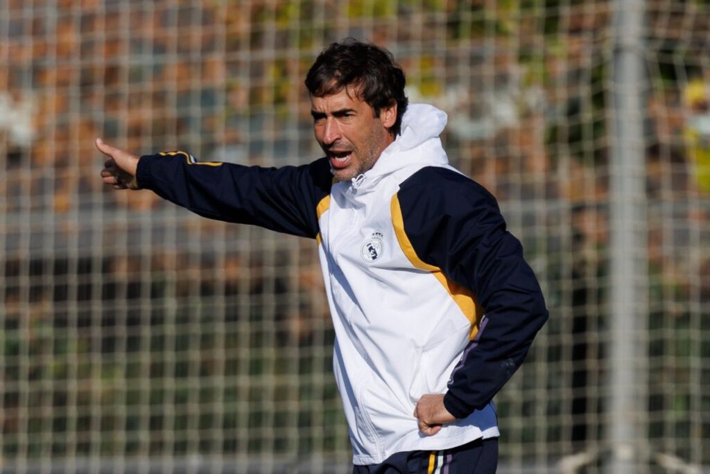 Raúl comandando o Real Madrid Castilla