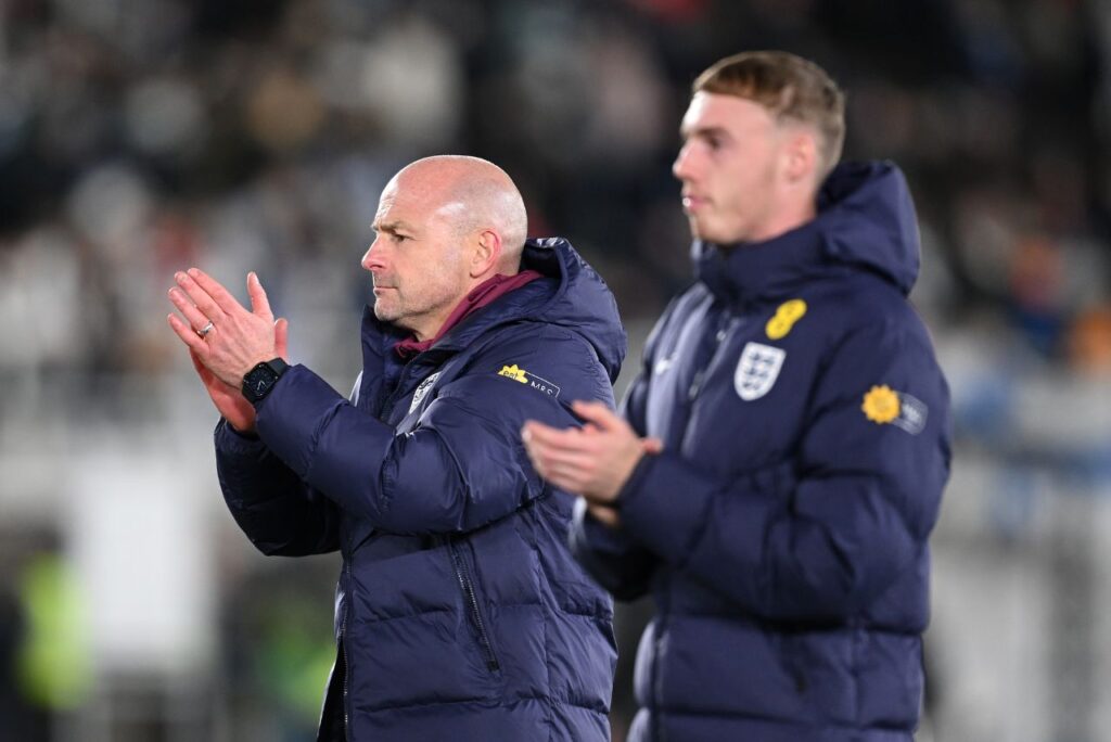 Lee Carsley, treinador interino da Inglaterra