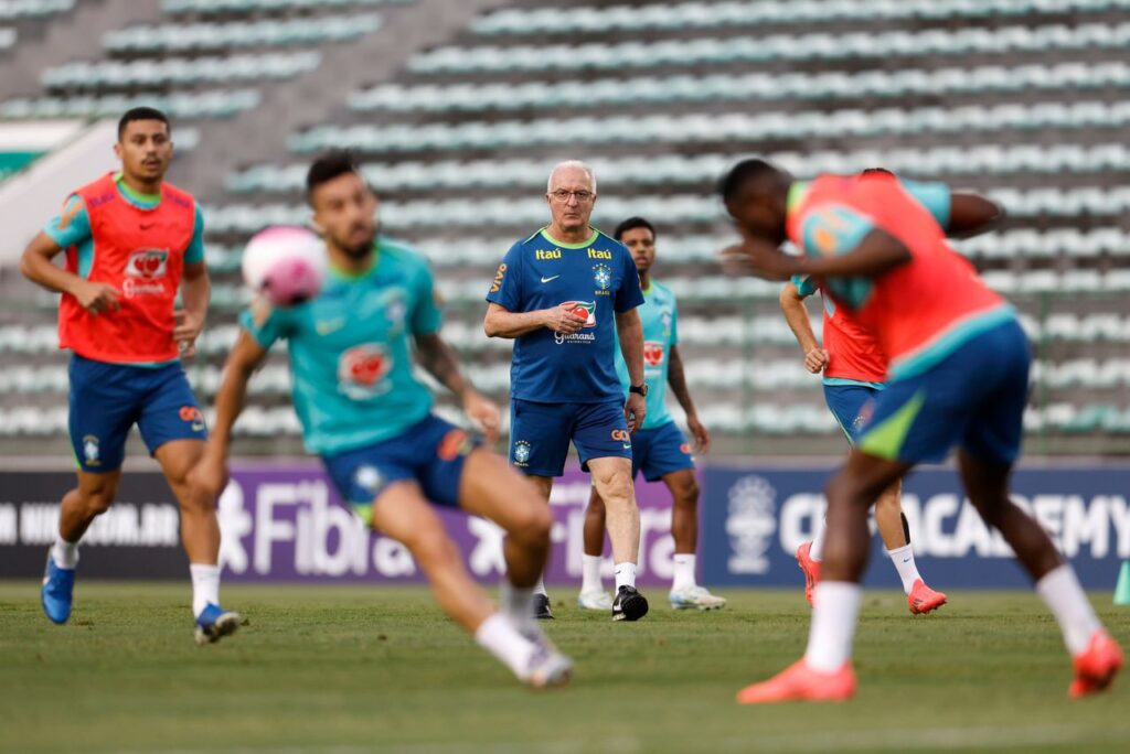 Seleção Brasileira enfrenta o Peru nesta terça no Mané Garrincha (Foto: Rafael Ribeiro/CBF)