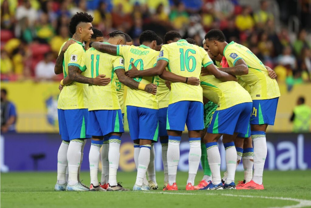 Jogadores da Seleção antes de vitória nas Eliminatórias