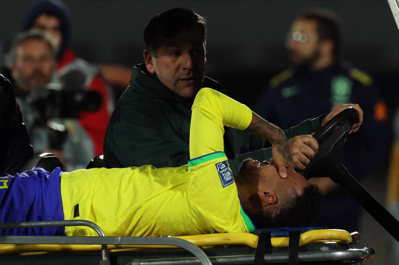 Neymar completou 1 ano sem jogar no dia 17 de outubro de 2024. Foto: PABLO PORCIUNCULA/AFP